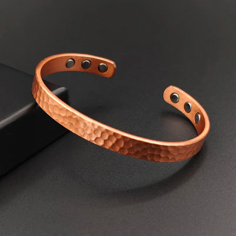 Pulsera de terapia magnética para aliviar el dolor de artritis y la fatiga.